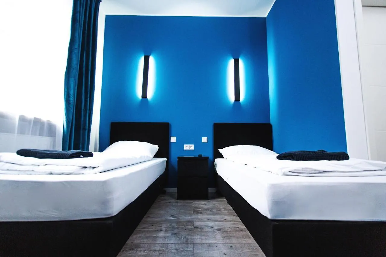 **  Huxx Sued Aparthotel Nuremberg Germany